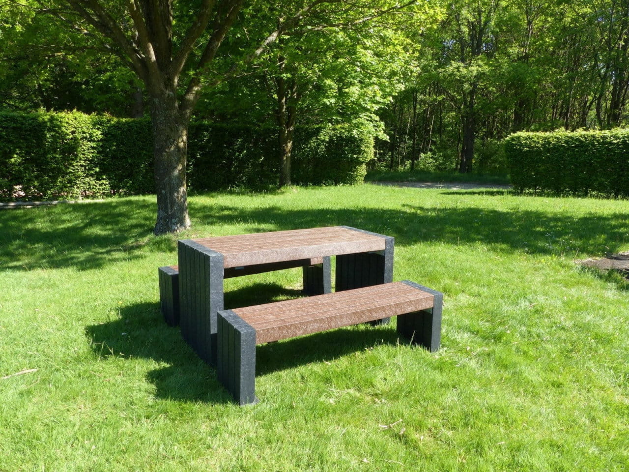 Knststoffbänke Kunststofftische